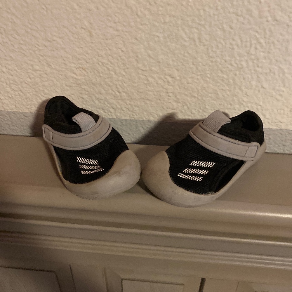 Toddler Adidas Bundle Size 5C - Picture 4 of 4